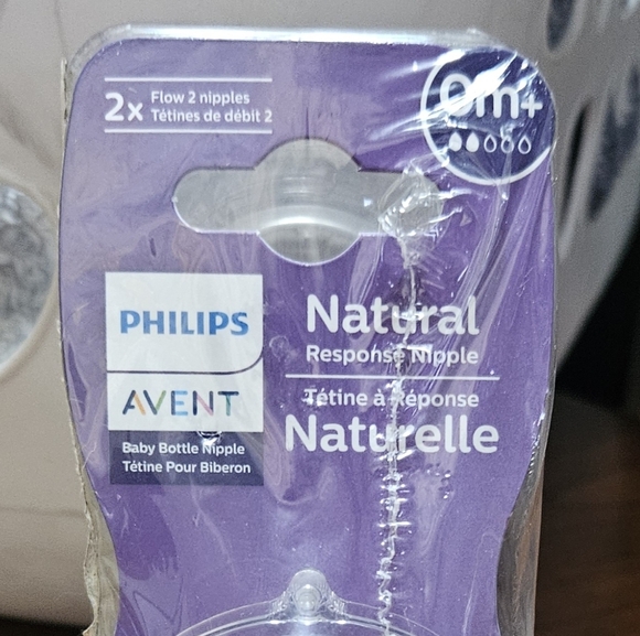 Philips Avent Natural Response Nipple Flow 2  (0M+ ) 2 Ct. - Picture 2 of 4